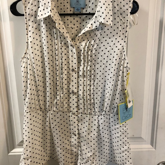CeCe Tops - CeCe Brand Womans Top Size Medium NWT